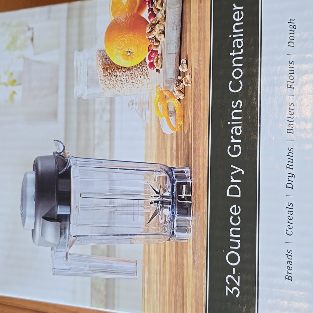 NIB Vitamix 32-Ounce Dry Grains Container - Never Opened - Picture 7 of 16
